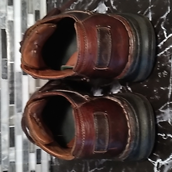 Mens Clark lace up comfort shoes ?